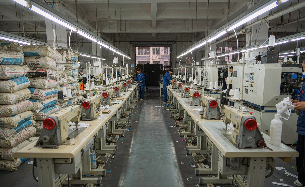 Factory-Owned Booth vs Trading Booth: How to Tell in Five Minutes