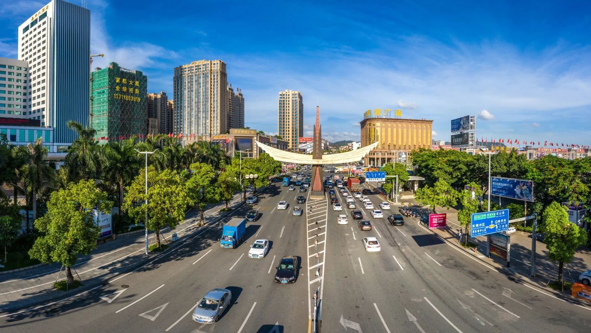 东莞厚街家具之都街景
